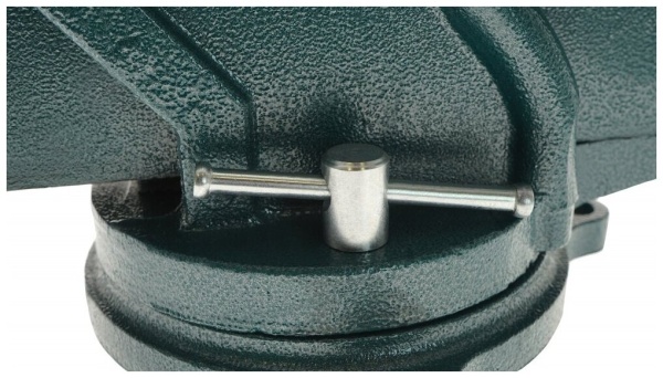Тиски 150 мм Sturm 1075-01-150